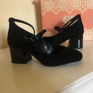 Gianni Bini Total-Class Dress Pumps